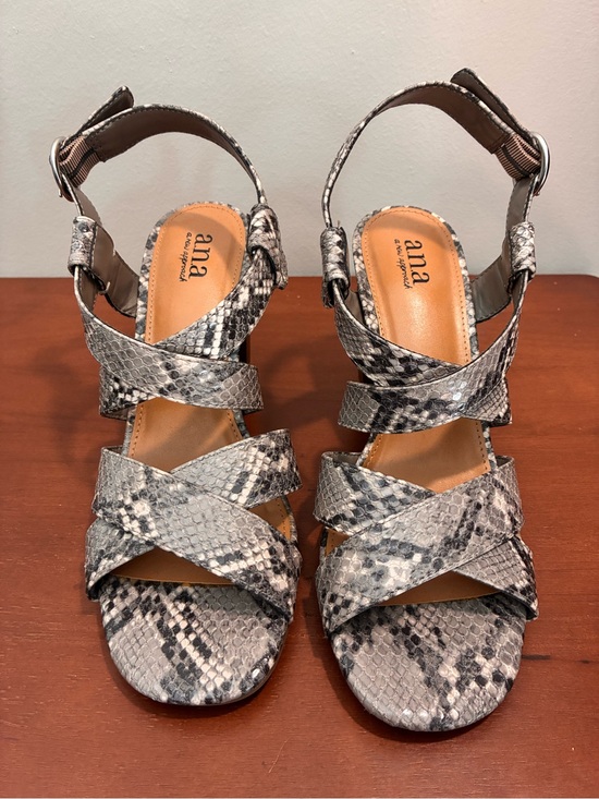 a.n.a Shoes - a.n.a Nadia Heels Sandals Snake Skin Print Taupe Gray Sz 7.5 New w/o Tags or Box